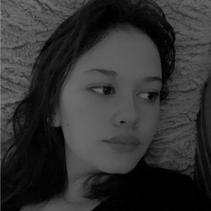 Meet your Posher, Ila
